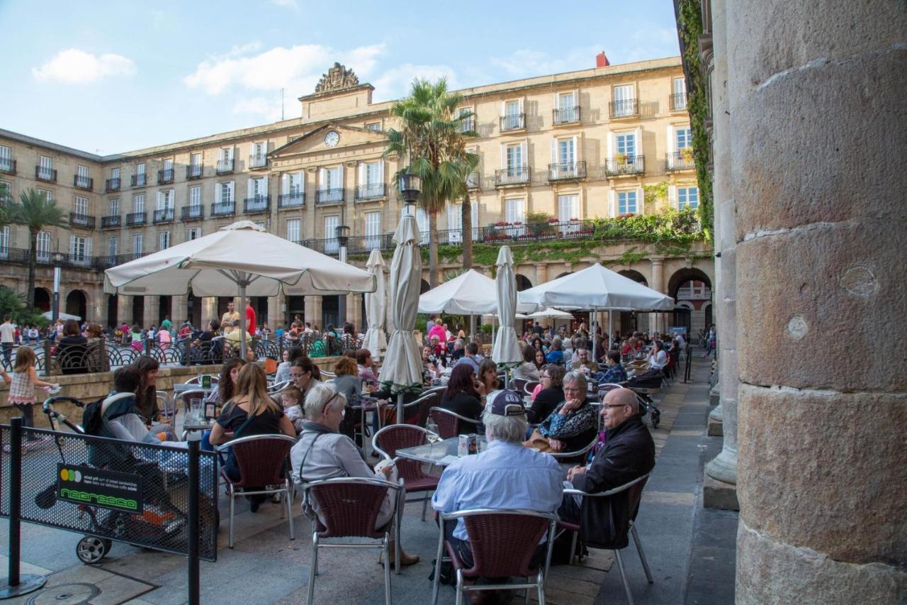 Plaza Nueva Habitaciones Bilbao Dış mekan fotoğraf