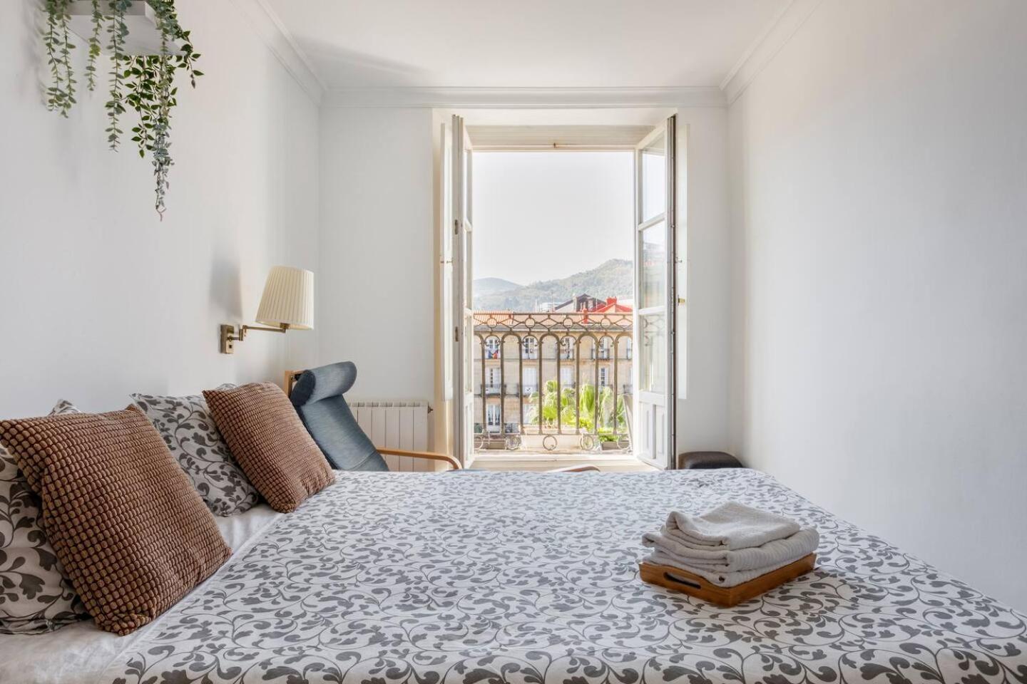 Plaza Nueva Habitaciones Bilbao Oda fotoğraf